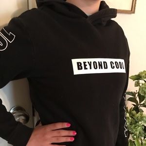 H&M Black Hoodie Youth 10/12